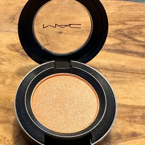 NIB MAC COSMETICS - eyeshadow - retired colors - Picture 3 of 7